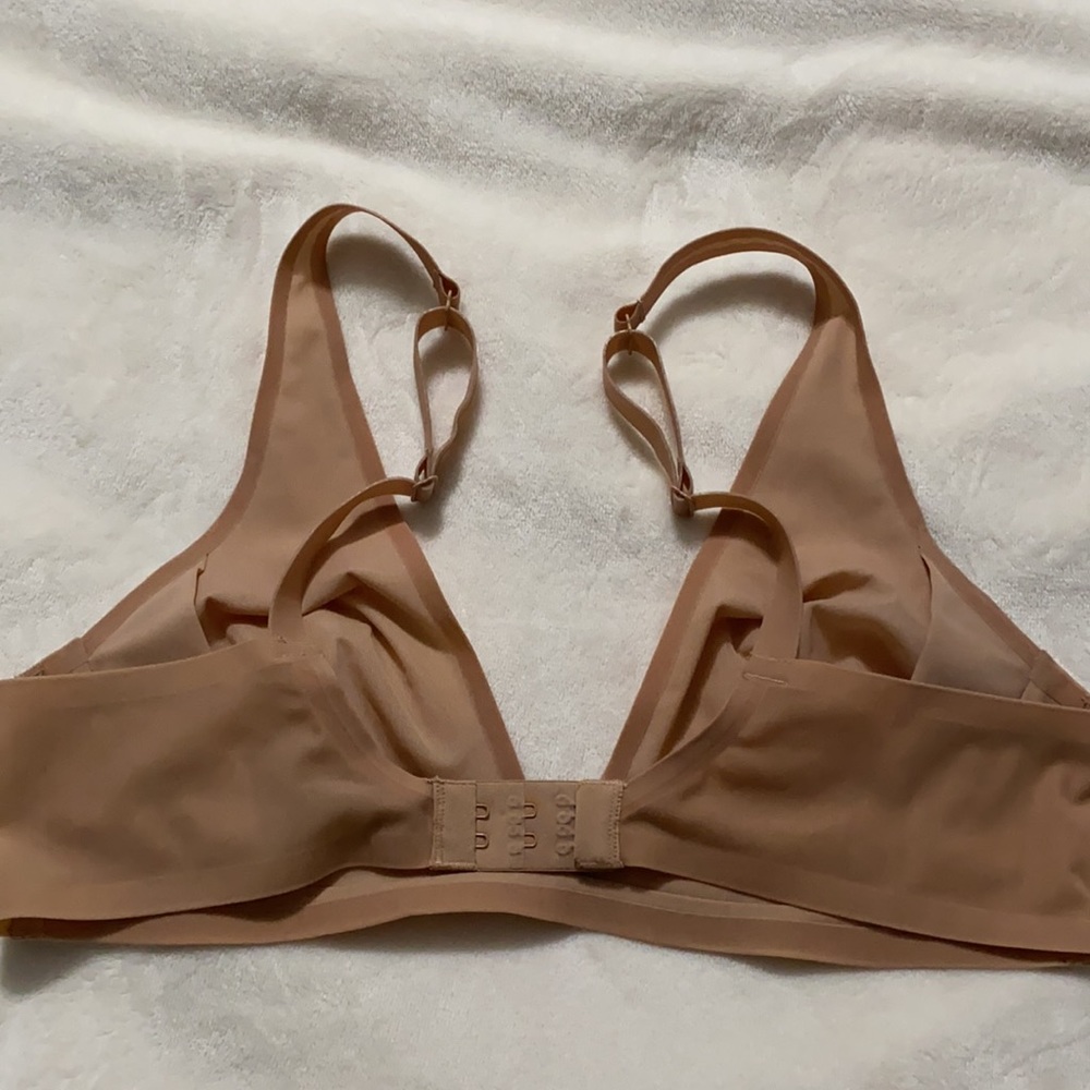 Skims bra - Picture 3 of 5